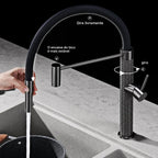 Torneira de Cozinha Gourmet Monocomando Extensível em Latão Design Premium - Savelli