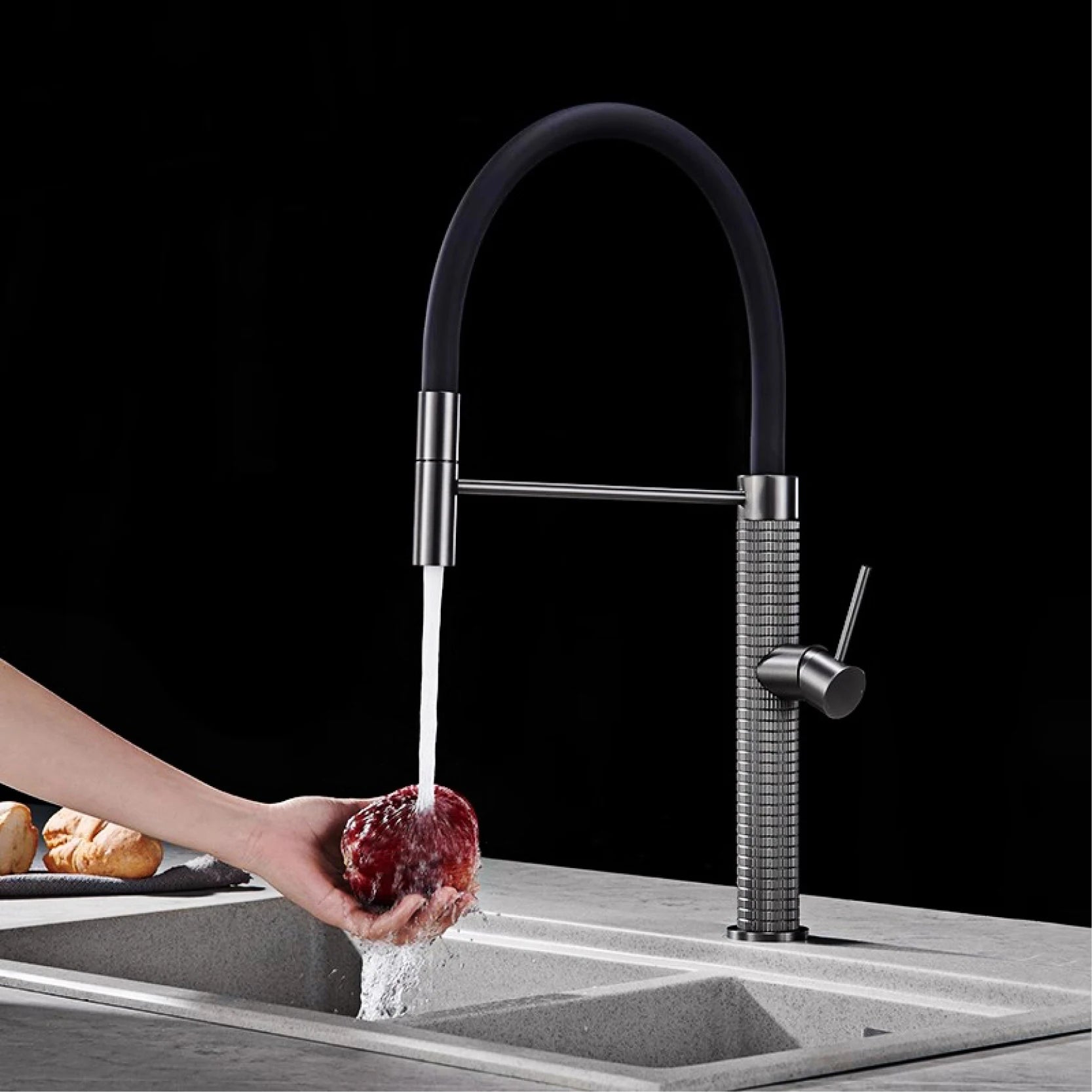 Torneira de Cozinha Gourmet Monocomando Extensível em Latão Design Premium - Savelli